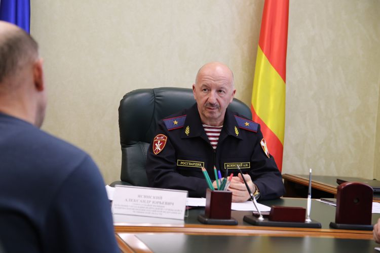 Начальник Управления Росгвардии по Челябинской области провел личный прием граждан