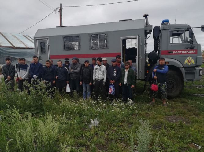 На Южном Урале при содействии ОМОН Росгвардии  проведены проверки соблюдения миграционного законодательства 