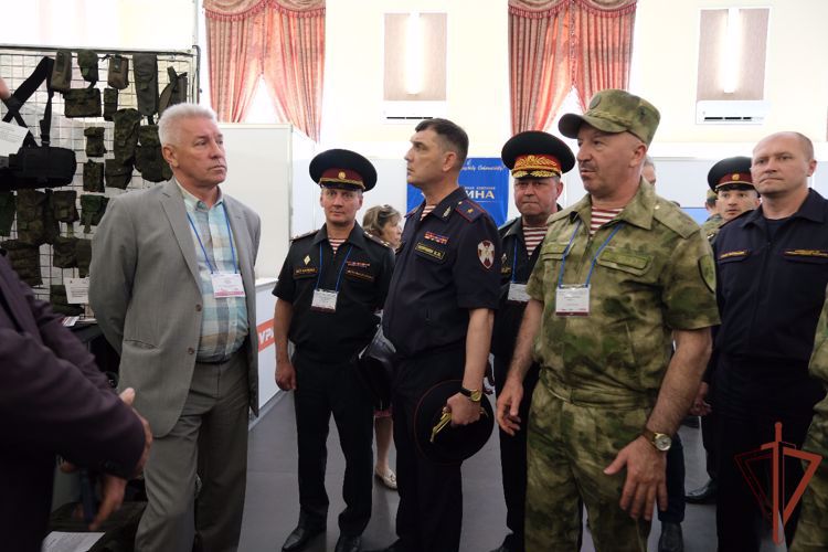 Выставка передовых технологий Росгвардии «Безопасный Урал» открылась в Челябинской области