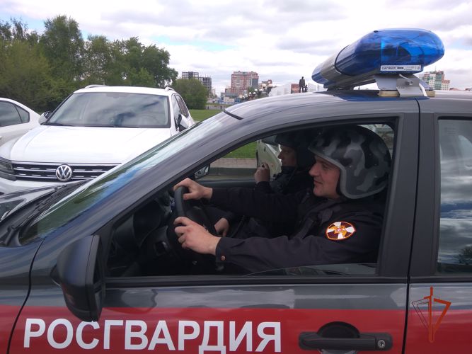 В Челябинске росгвардейцы задержали мужчину, находившегося в федеральном розыске 