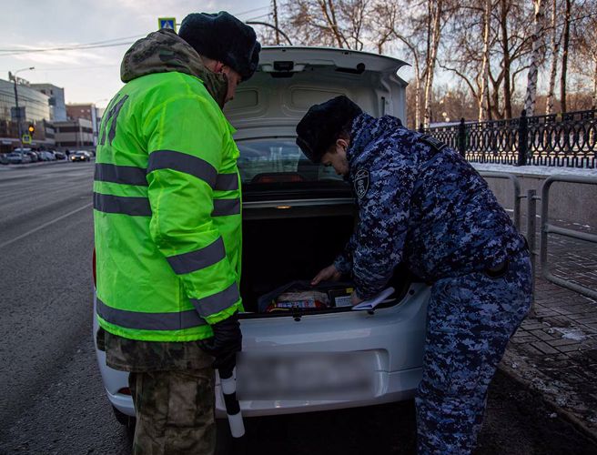 Челябинские специалисты ВАИ Росгвардии отмечают профессиональный праздник