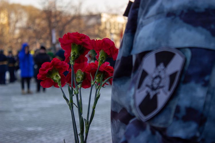 В Челябинске росгвардейцы почтили память воинов, исполнявших служебный долг за пределами Отечества