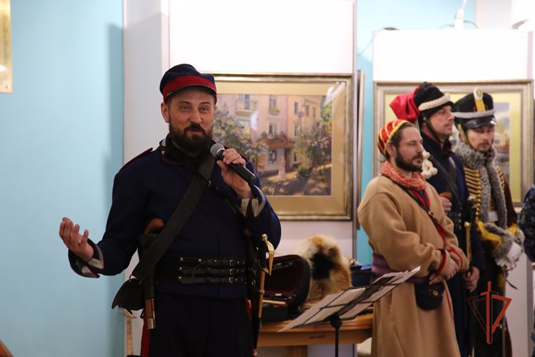 В рамках акции «Дни Росгвардии» челябинский художник встретился с представителями ведомства (видео)