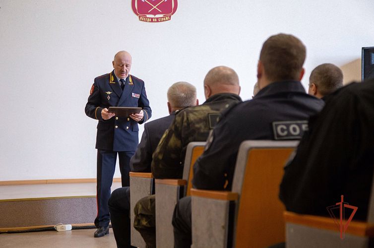 В Челябинске состоялось мероприятие, посвященное 30-летию СОБР «Рифей»
