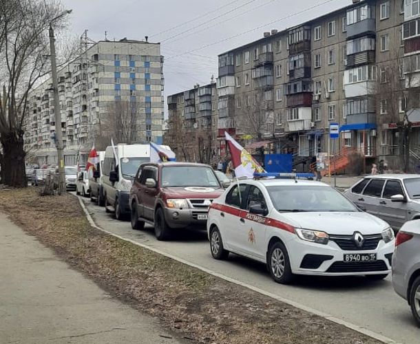 На Южном Урале росгвардейцы встретили участников автопробега «Дорога к Победе»
