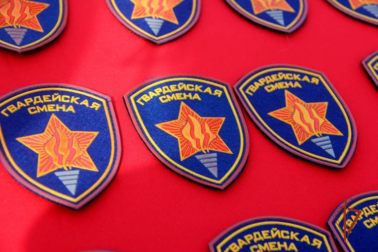 Росгвардейцы приняли участие в торжественном митинге, посвященном вступлению кадетов во Всероссийское движение «Гвардейская смена» 