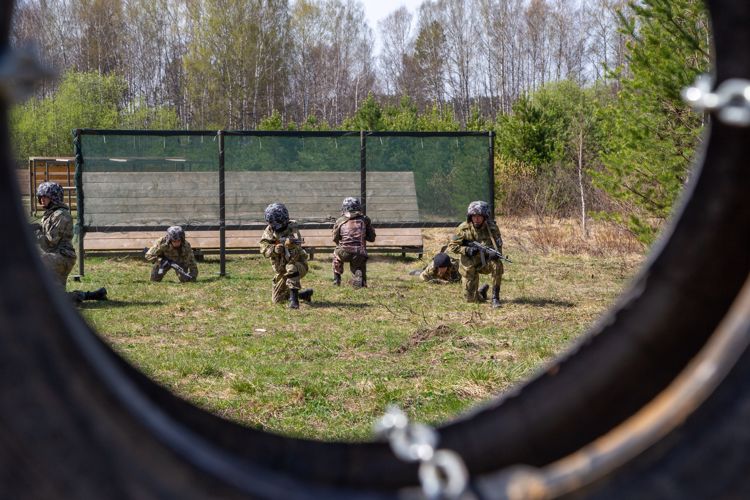 В преддверии Дня Победы ветераны челябинского СОБР провели  военно-патриотические Игры (видео)