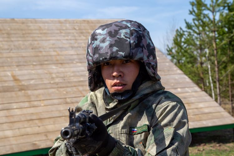 В преддверии Дня Победы ветераны челябинского СОБР провели  военно-патриотические Игры (видео)
