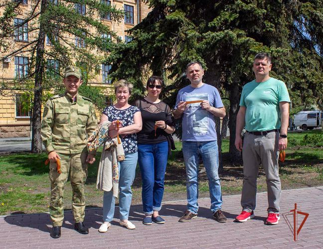 Росгвардейцы присоединились ко Всероссийской акции «Георгиевская ленточка» на Южном Урале