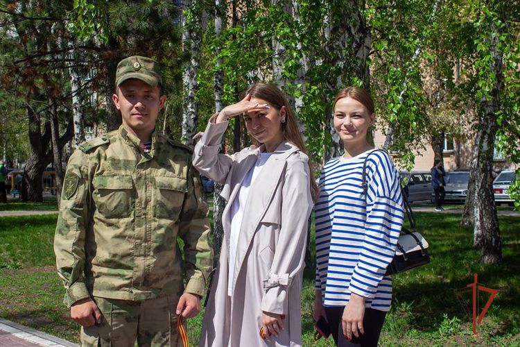 Росгвардейцы присоединились ко Всероссийской акции «Георгиевская ленточка» на Южном Урале