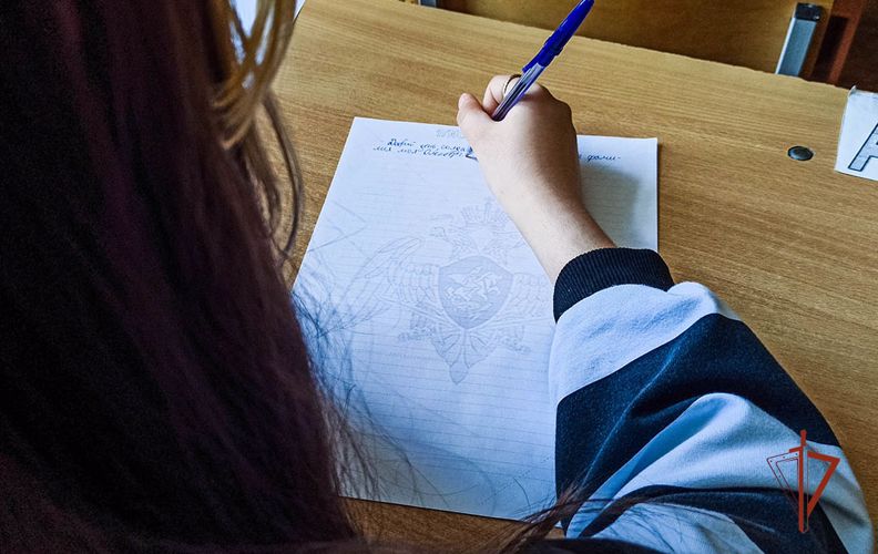 В Челябинске учащиеся подшефной школы присоединились к акции «Письмо солдату»