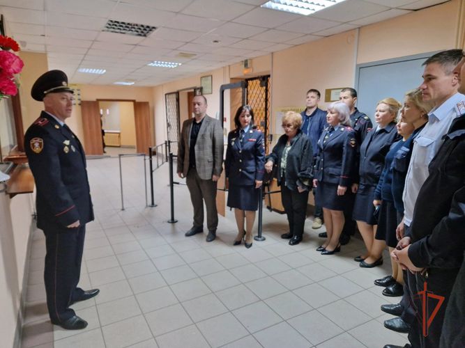 По всему Южному Уралу росгвардейцы принимают участие в мероприятиях ко Дню памяти и скорби 