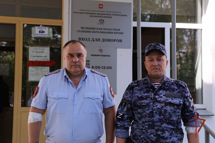 В Челябинске росгвардейцы пополнили региональный банк донорской крови на 18 литров