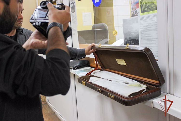 Челябинские журналисты познакомились с деятельностью Центра лицензионно-разрешительной работы