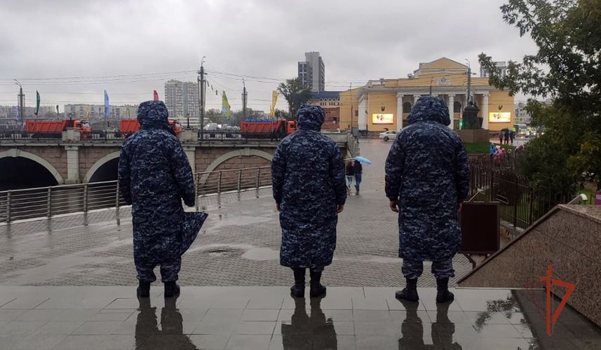 Росгвардейцы обеспечили безопасность Дней города в Челябинске и Златоусте