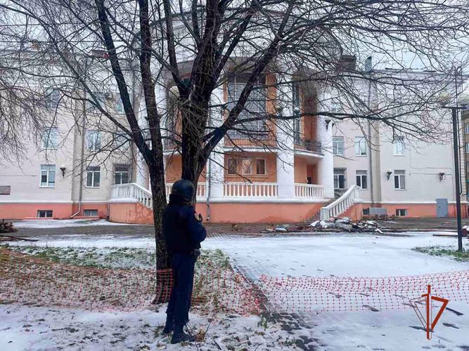В Магнитогорске росгвардейцы приняли участие в антитеррористических учениях