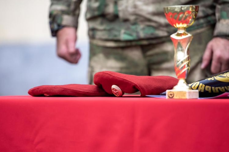На Урале проведены испытания на право ношения крапового берета 