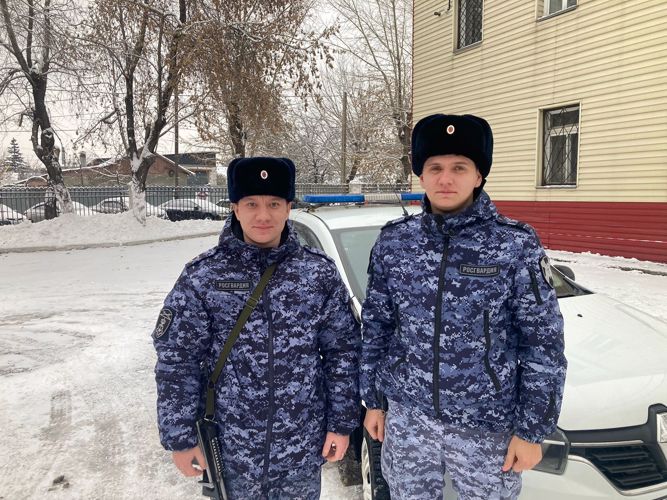 В адрес бойцов вневедомственной охраны Челябинска поступила благодарность за помощь пожилому мужчине