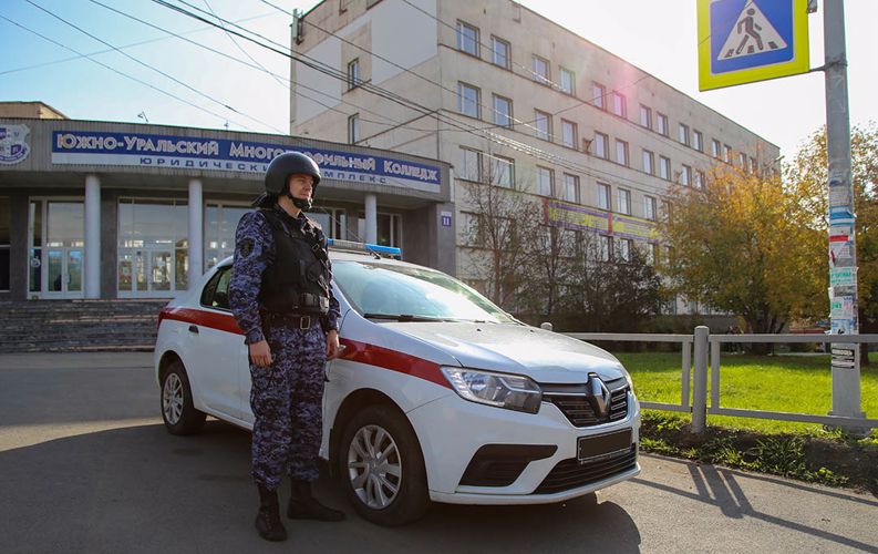 В Челябинске росгвардейцы приняли участие во Всероссийской тренировке по гражданской обороне