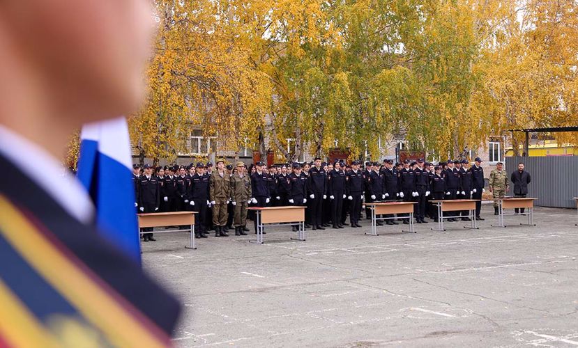 На базе челябинского ОМОН «Воин» студенты приняли клятву курсанта