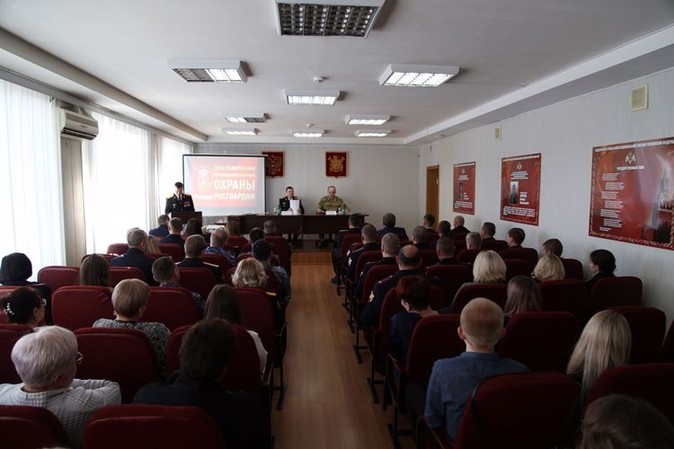 В Челябинске состоялось торжественное мероприятие по случаю празднования Дня вневедомственной охраны