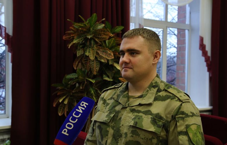 Музыканты Росгвардии поздравили постояльцев геронтологического Центра с Днем народного единства в Челябинске (видео)