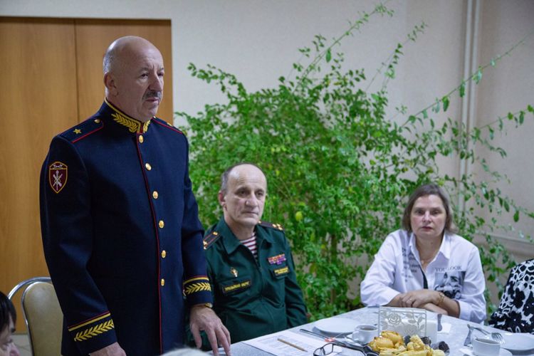 В Челябинске почтили память сотрудников, погибших при исполнении служебного долга