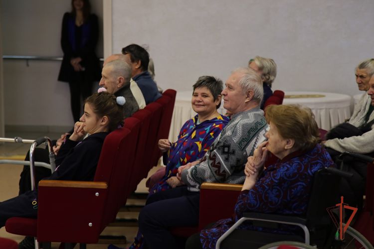 На Южном Урале росгвардейцы провели ряд мероприятий, посвященных Дню матери