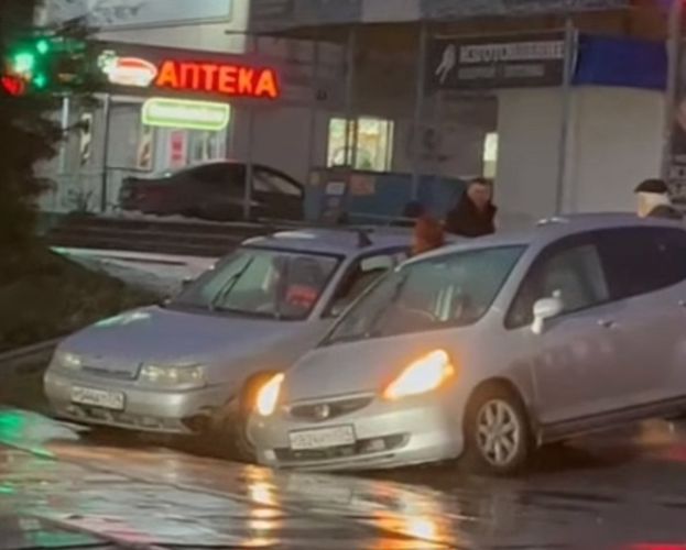 В Златоусте росгвардейцы пришли на помощь водителям, оказавшимся в трудной ситуации