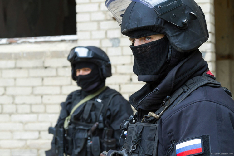 В Челябинске при содействии Росгвардии задержаны трое иностранцев, подозреваемых в незаконном обороте наркотиков