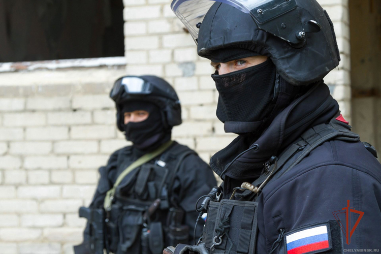 При содействии СОБР «Гром» в Челябинске изъяли 1,5 тысячи разовых доз наркотика