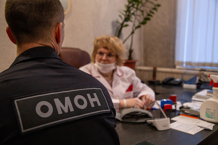 В Челябинске росгвардейцы пополнили региональный банк донорской крови более чем на 15 литров