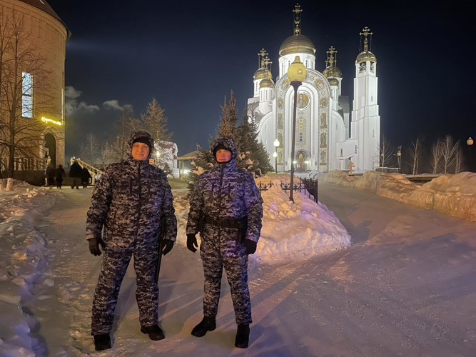 Росгвардейцы приняли участие в обеспечении безопасности во время празднования Крещения Господня на Южном Урале