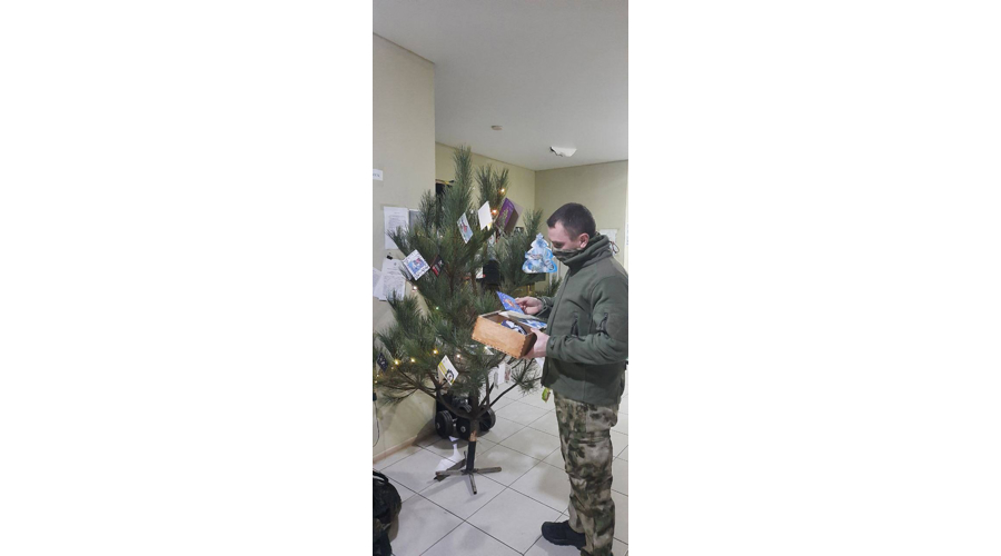 Росгвардейцы – участники СВО получили новогодние и рождественские письма от челябинцев