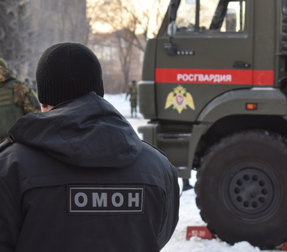 Бойцы ОМОН «Таганай» задержали на Южном Урале двух подозреваемых в незаконном обороте наркотиков