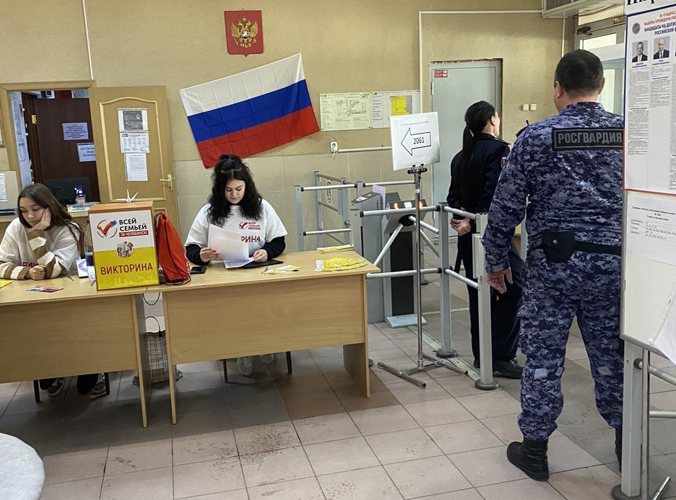 Росгвардейцы приняли участие в обеспечении безопасности на выборах Президента Российской Федерации
