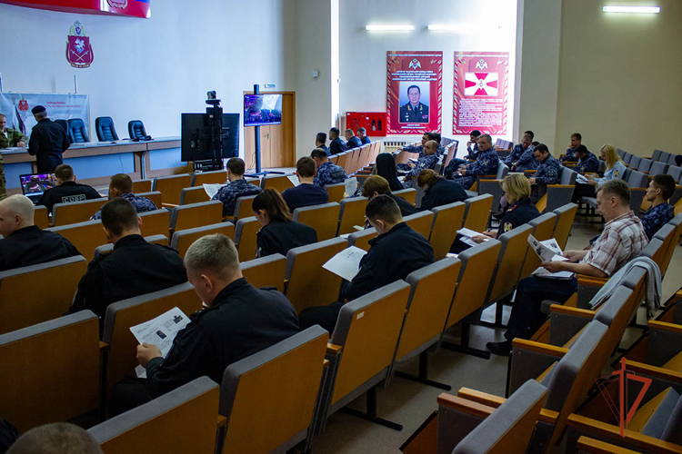 Росгвардейцы Южного Урала написали «Диктант Победы»
