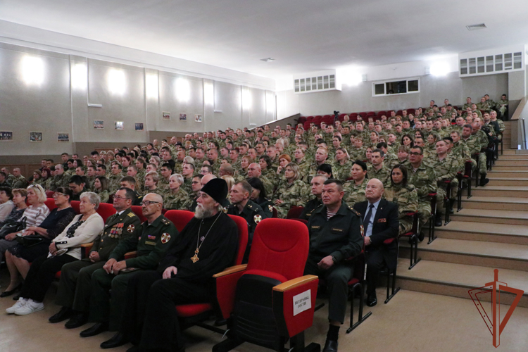 Озерская ордена Красной Звезды дивизия Росгвардии отметила очередную годовщину со Дня образования