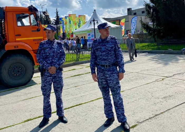 Росгвардейцы приняли участие в обеспечении безопасности фестиваля «Челябинская область – большая семья»