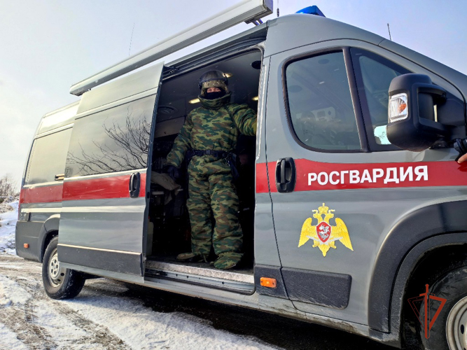 Росгвардейцы обеспечили безопасность матчей Континентальной хоккейной лиги в Челябинске и Магнитогорске