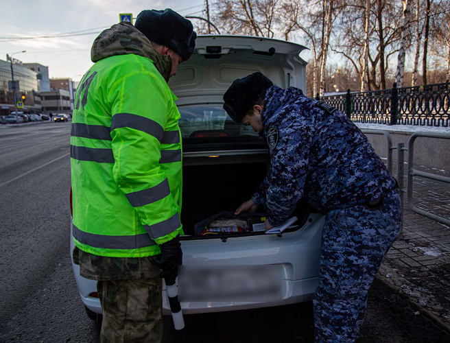 Челябинские специалисты ВАИ Росгвардии отметили профессиональный праздник