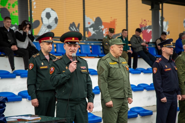 «Полки Победы»: ежегодная военизированная эстафета прошла в Челябинске