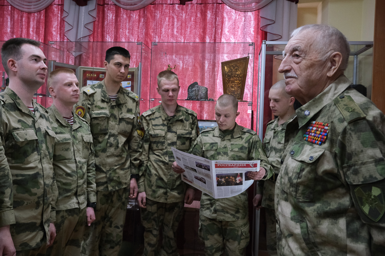 В преддверии 80-летия Великой Победы УФСБ России по ФСВНГ и Росгвардия на Урале презентовали проект «Дети войны»