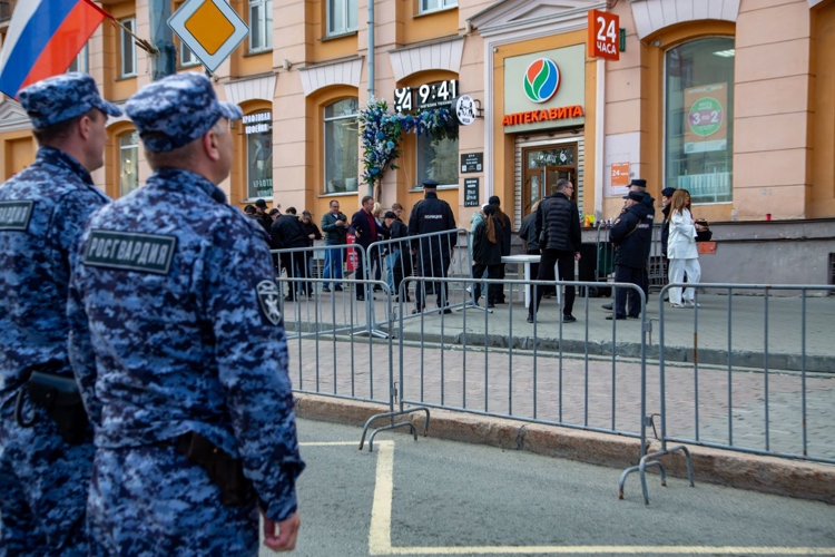 Росгвардейцы приняли участие в обеспечении безопасности Дня Победы на Южном Урале