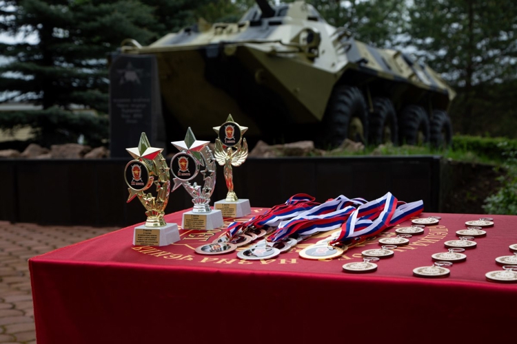 Спецназ Росгвардии провел военно-спортивный турнир для юных уральцев - участников всероссийского движения «Гвардейская смена»