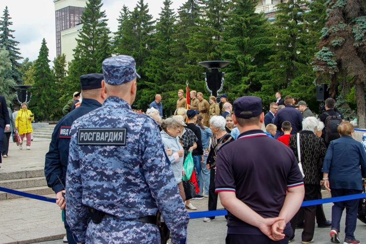 Росгвардейцы приняли участие в обеспечении безопасности культурно-массовых мероприятий на Южном Урале