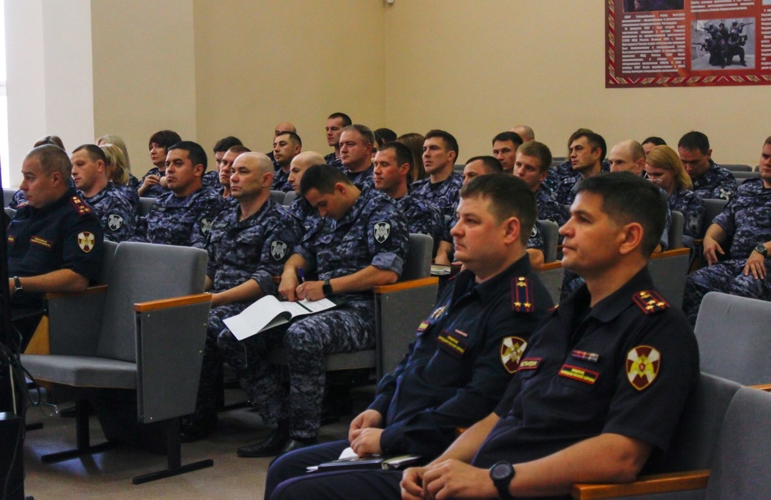 В Челябинске подвели итоги служебной деятельности территориального управления Росгвардии за первое полугодие 2025 года