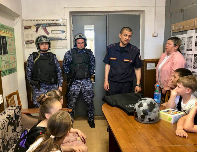 «Каникулы с Росгвардией» стартовали на Южном Урале