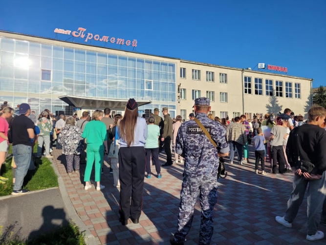 Росгвардейцы обеспечили безопасность праздничных мероприятий на Южном Урале