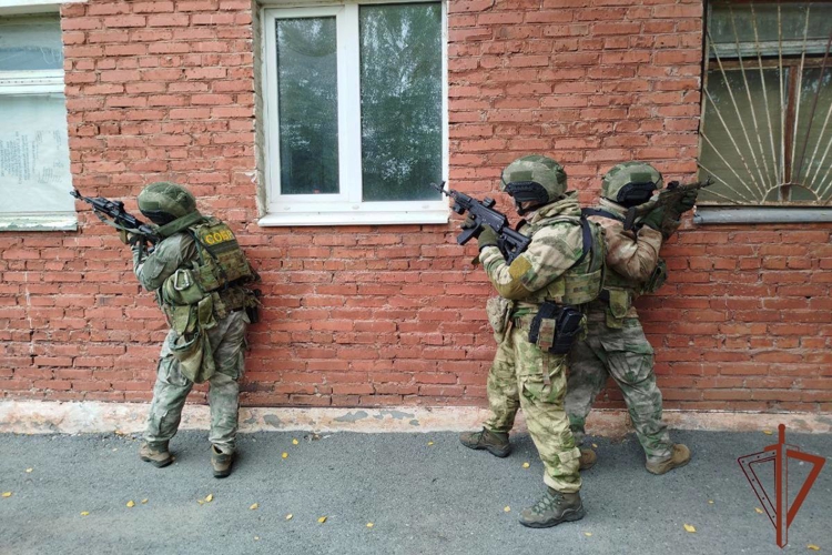 В Челябинской области при содействии СОБР Росгвардии задержаны подозреваемые в хулиганстве